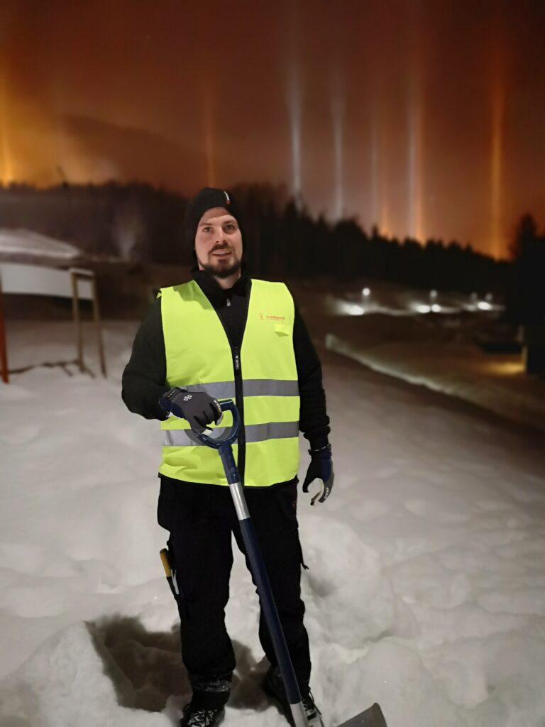 snöröjning och halkbekämpning.